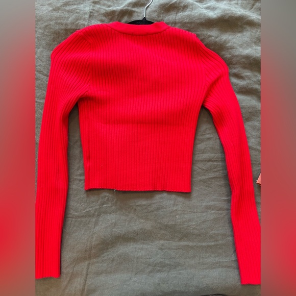 Superdown Nichole Cropped Sweater in Red - Picture 3 of 4